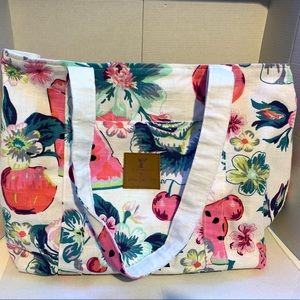 Vera Bradley New Hope Girl Tote - Rosy Garden Picnic